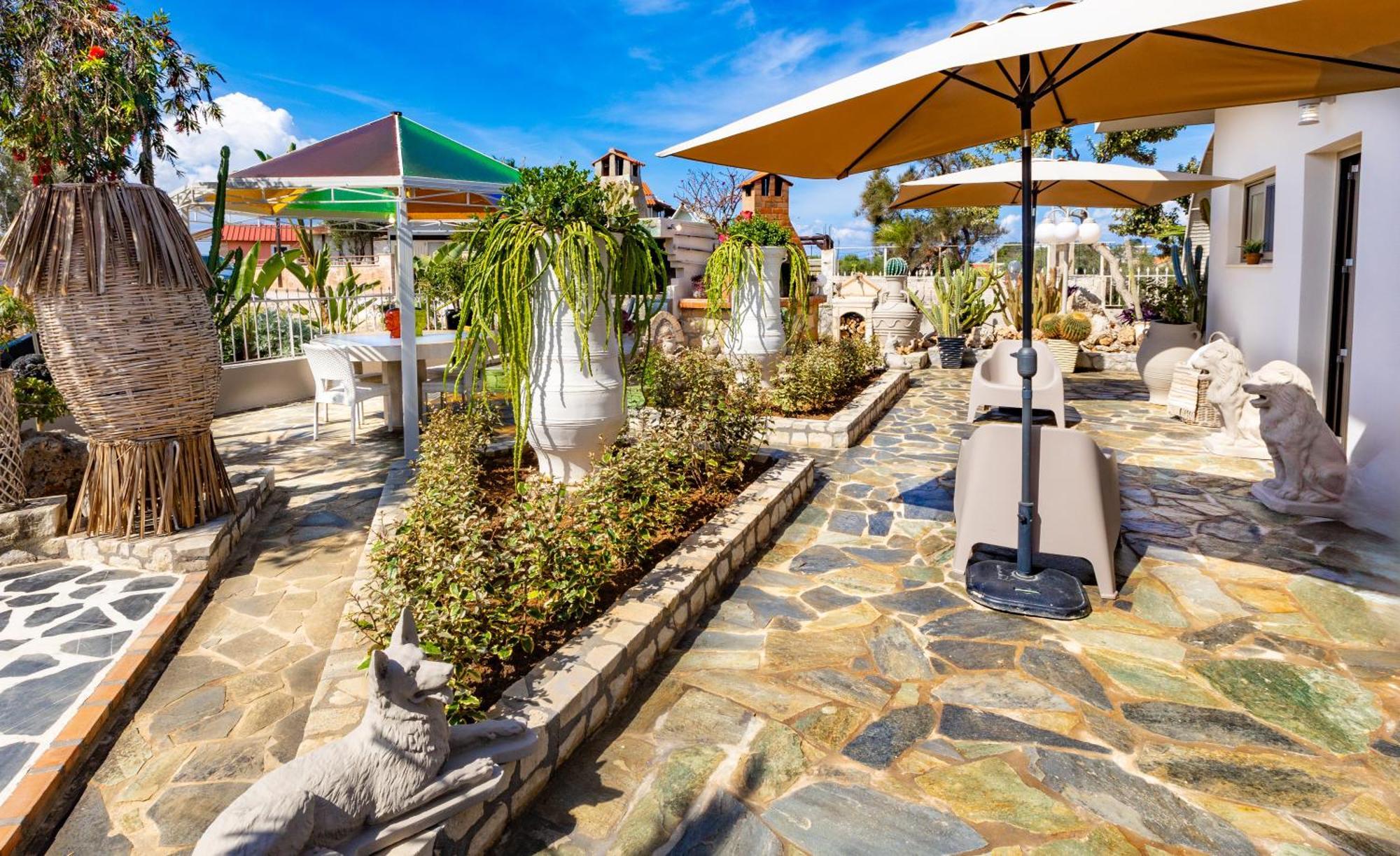 Renas Secret Garden House Chania (Crete)