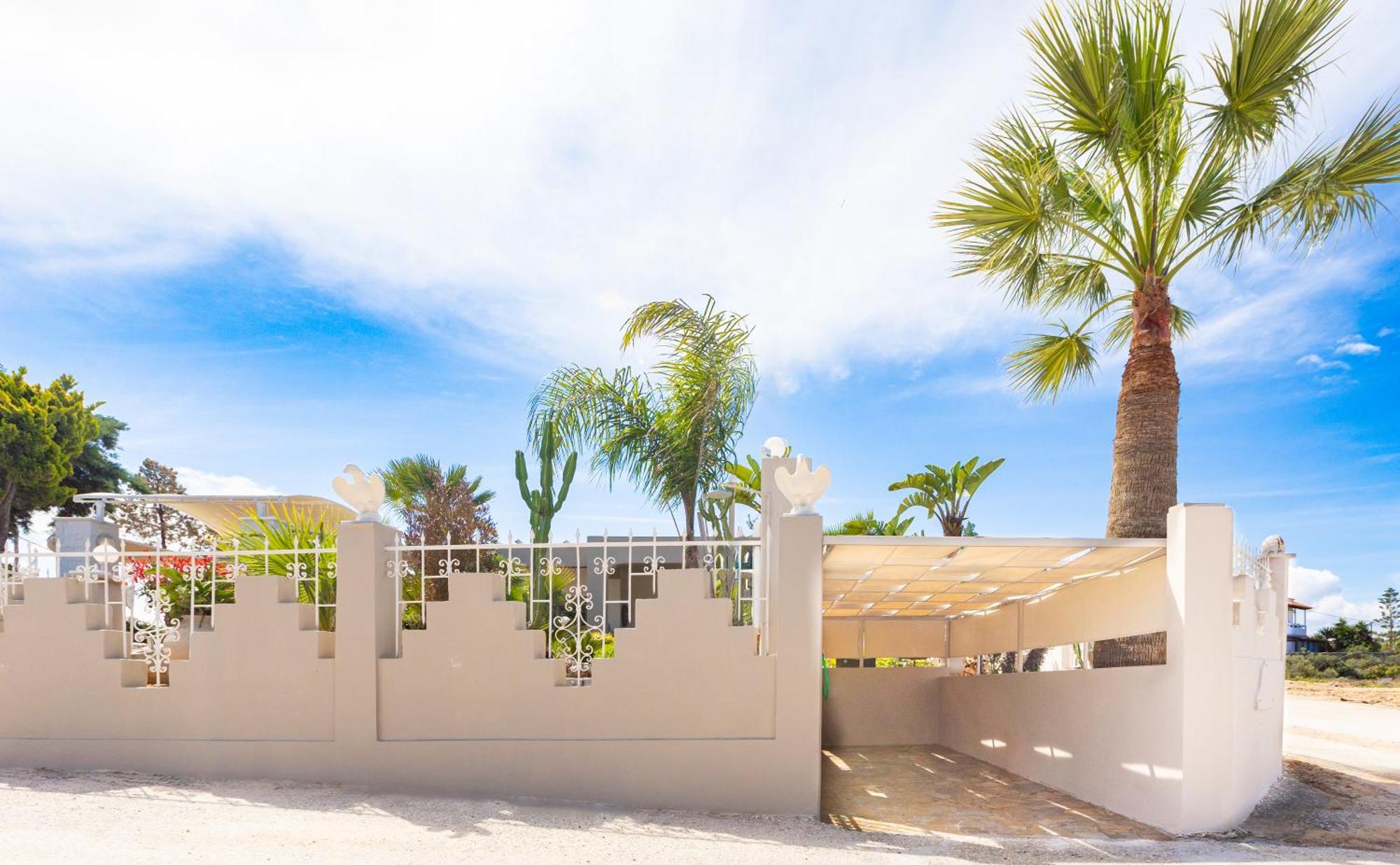 Renas Secret Garden House Holiday home