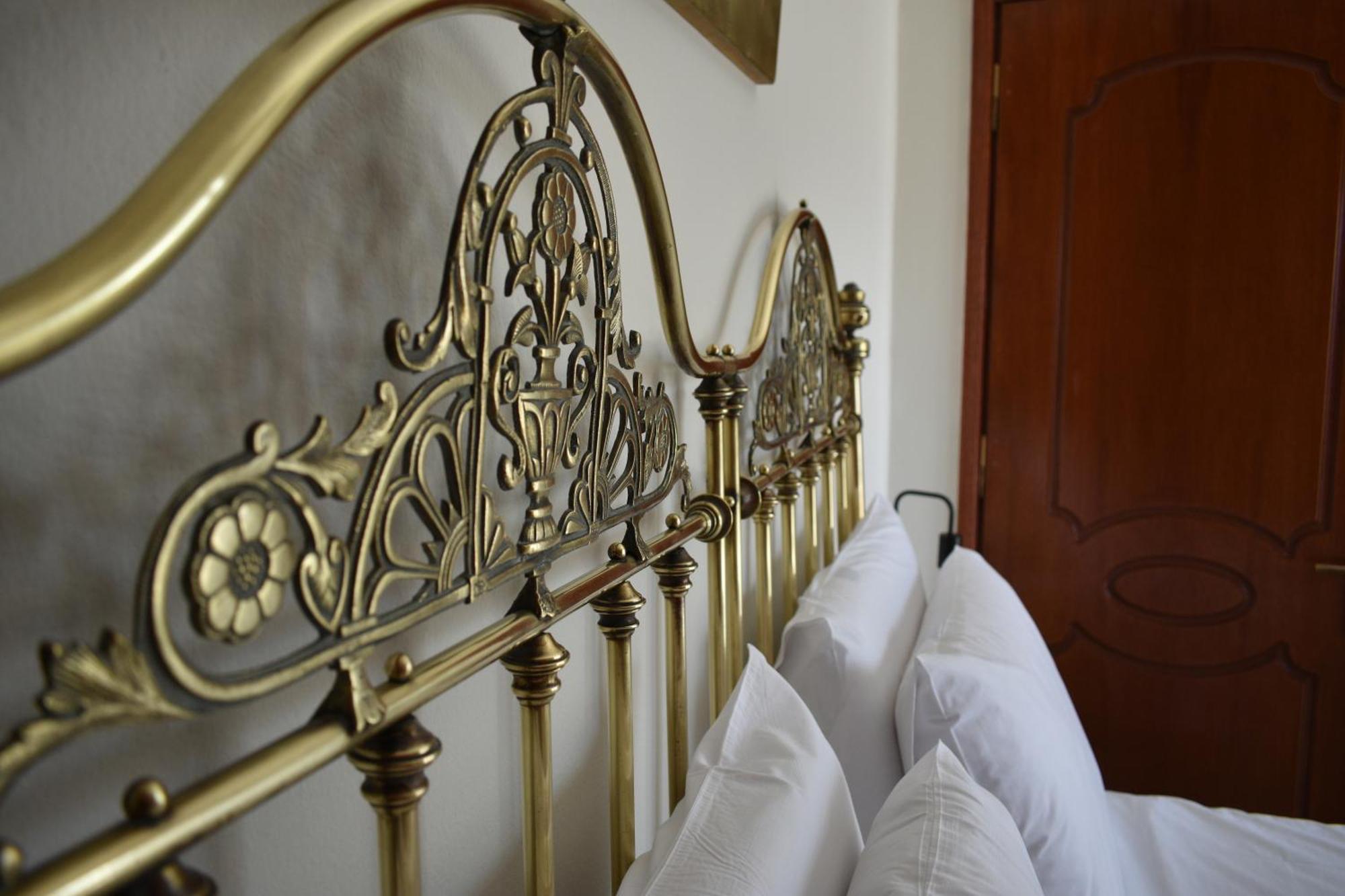 Diotima - Astonishing Seaview