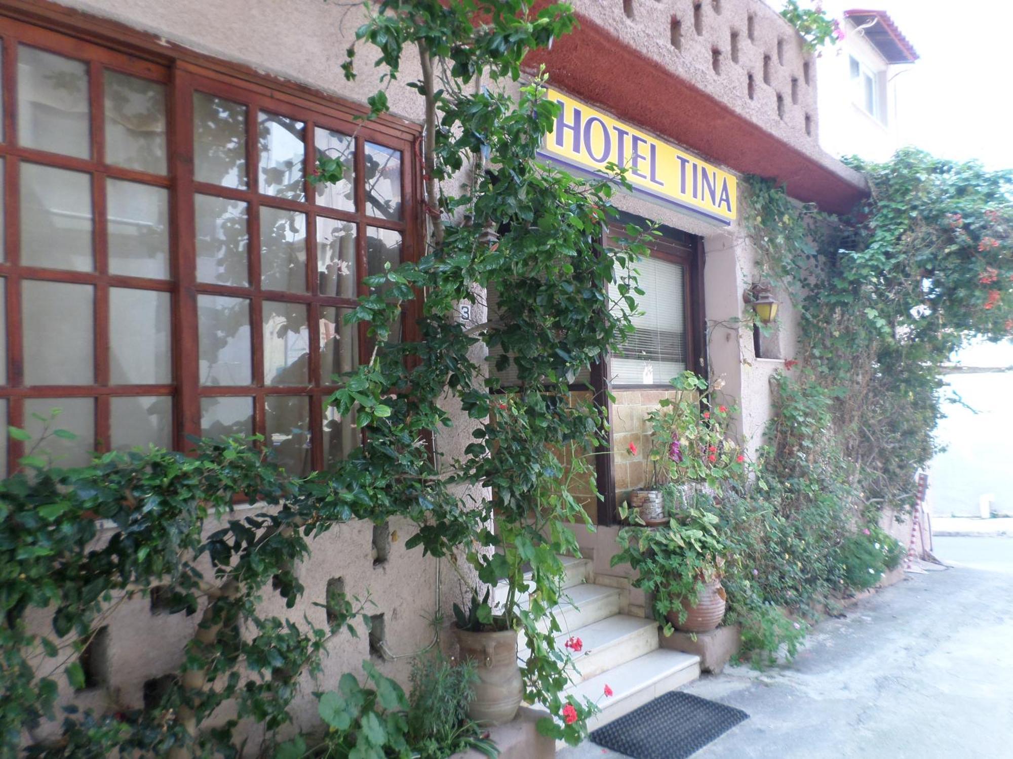 Tina Hotel *