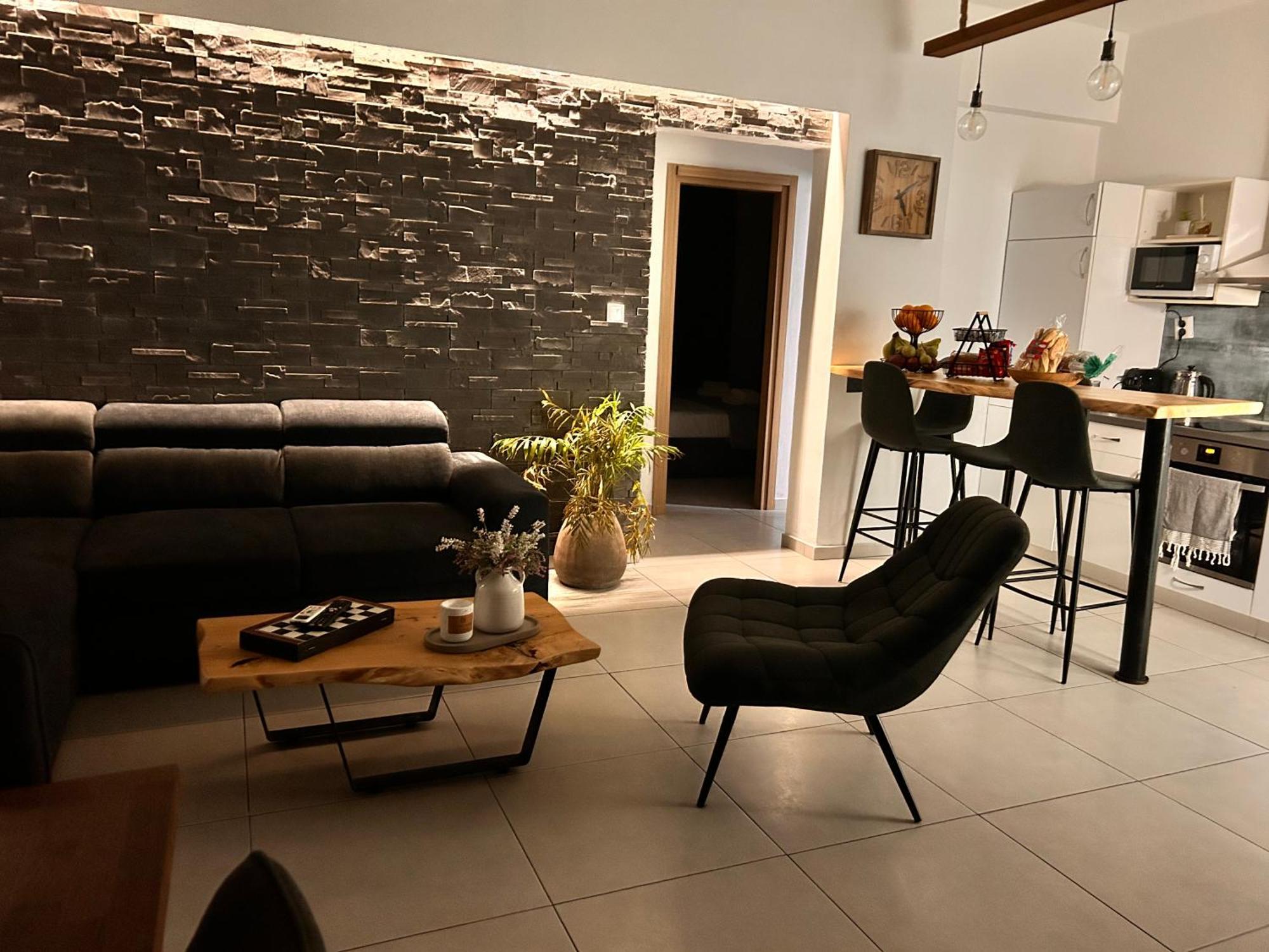 Holiday home Evis House