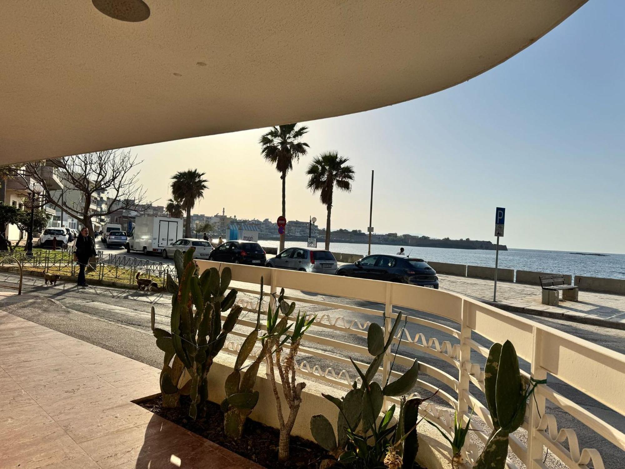 8 Min Walk To Harbour Chania (Crete)