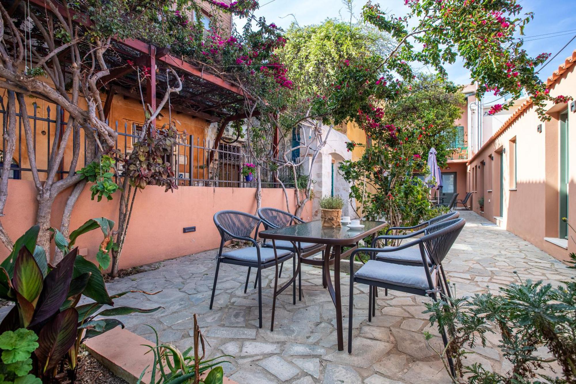 Holiday home Thimari Gardens