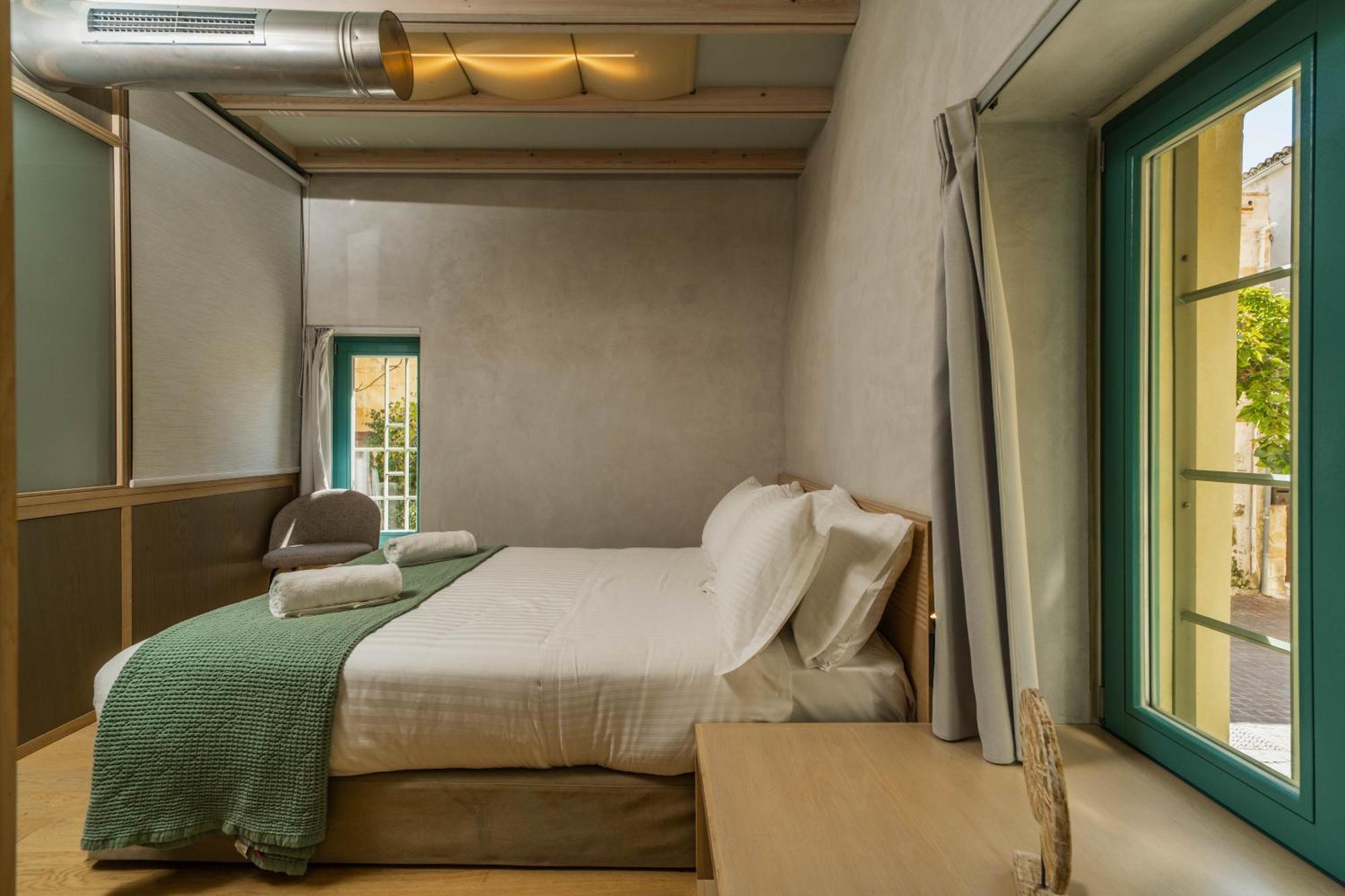 Panaretos Deluxe Maisonette