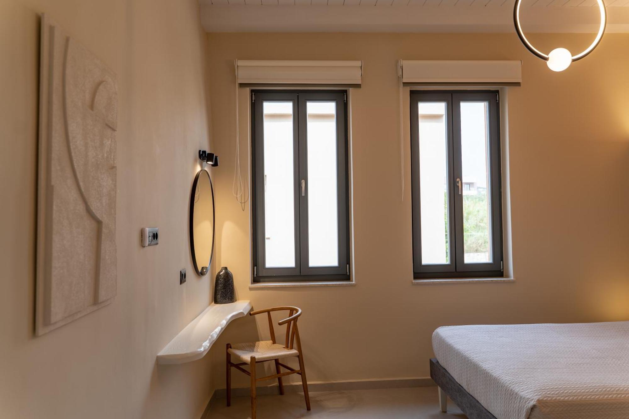 Arch Home, Luxury With Private Parking Ferienhaus