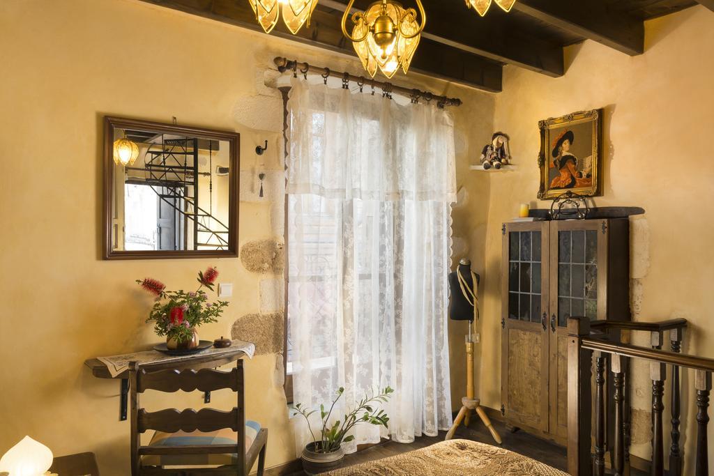 Margot Chania (Crete)