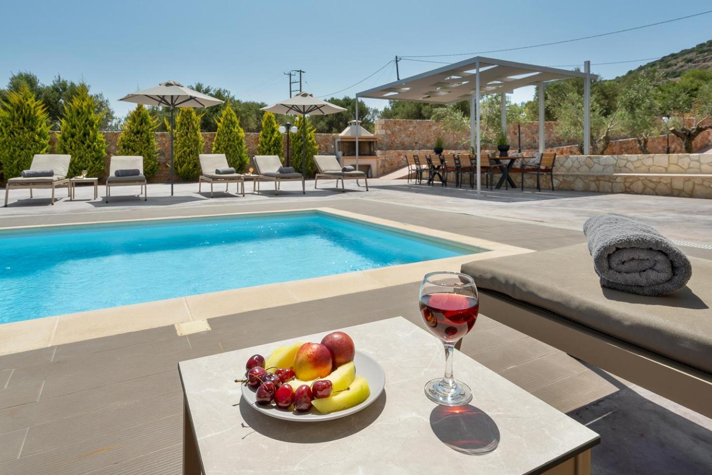 Villa Elios Estate For Large Groups *