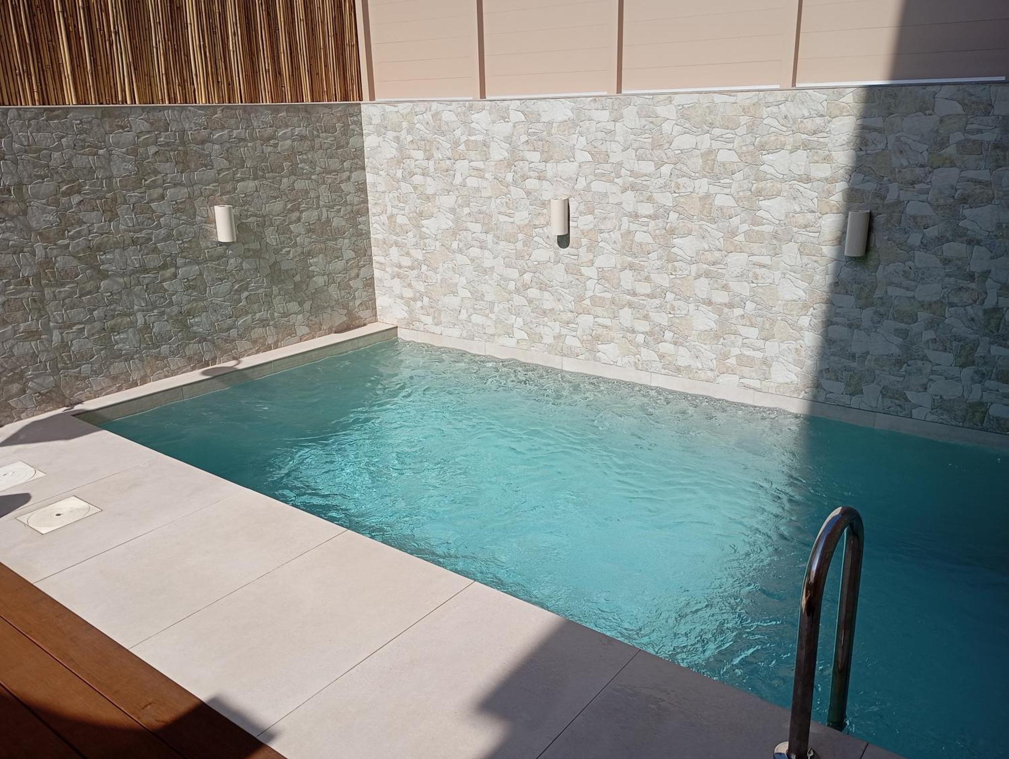 Apartment Luxious Pool *