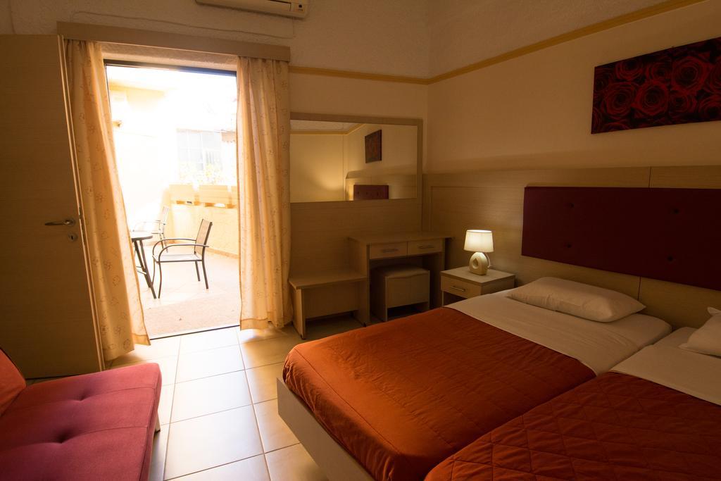 Minos Studios * Chania (Crete)