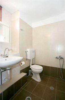 Aparthotel Morfeas Nest 3*