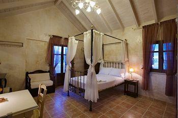 Odos Oneiron Boutique 4*