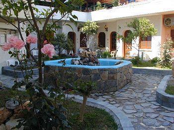 Hotel Paradise 2*