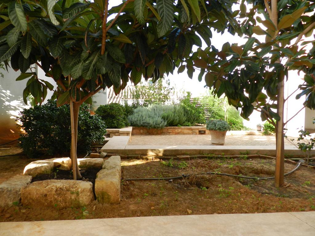 Pentari-bitsakis House *