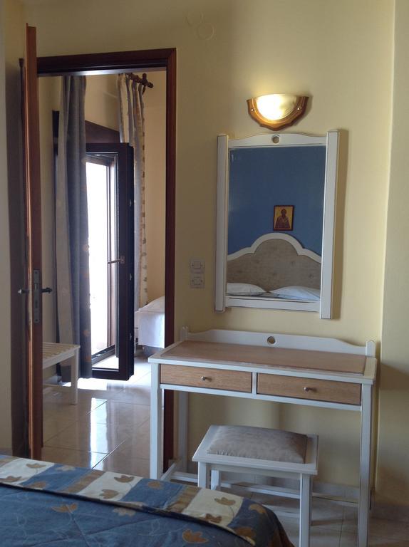 Iro Apartment *