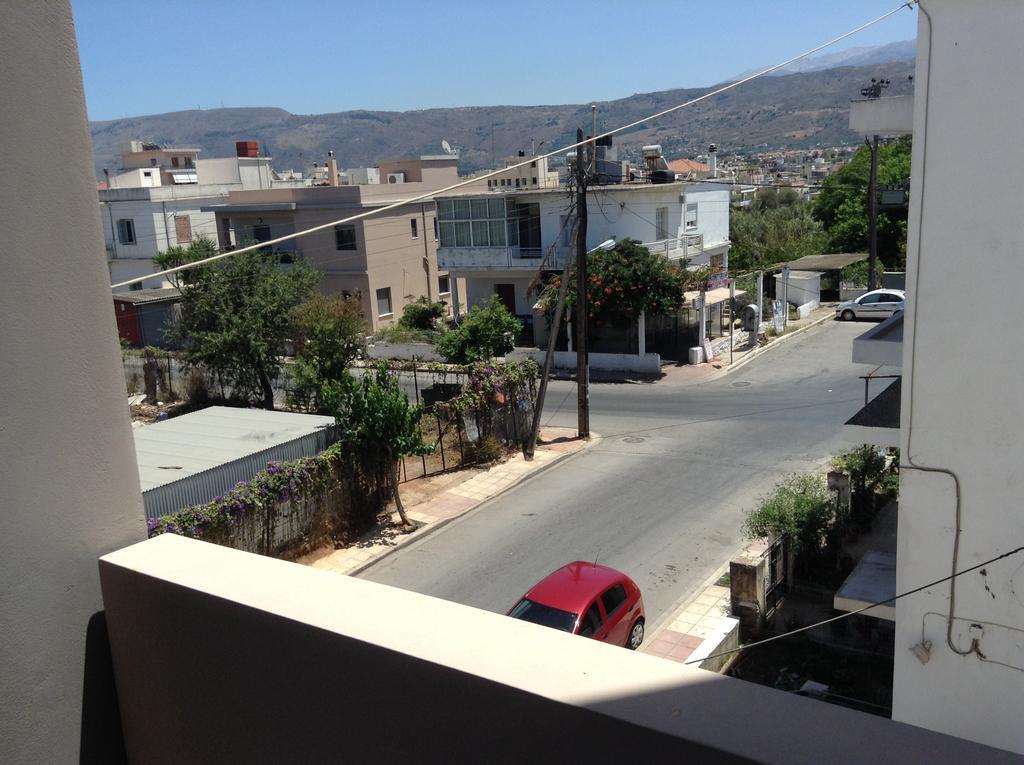 Happiness In Chania