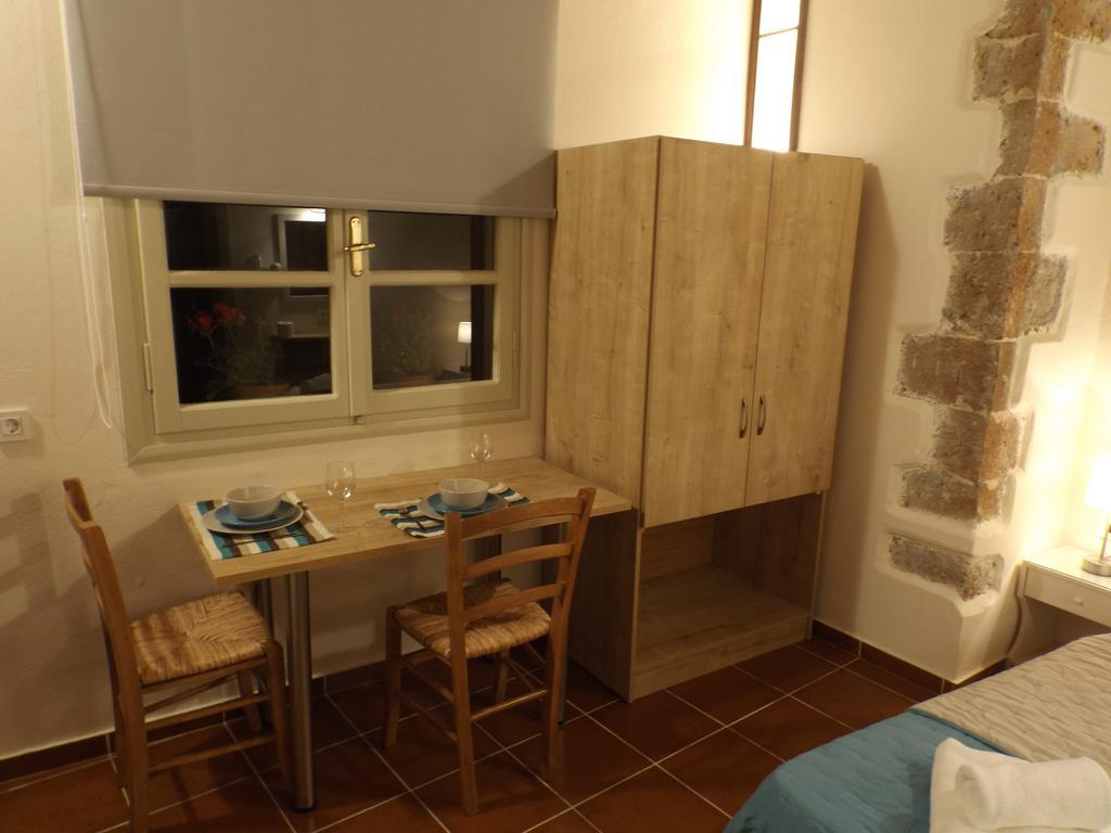 Guest house Fivos Chania (Crete)
