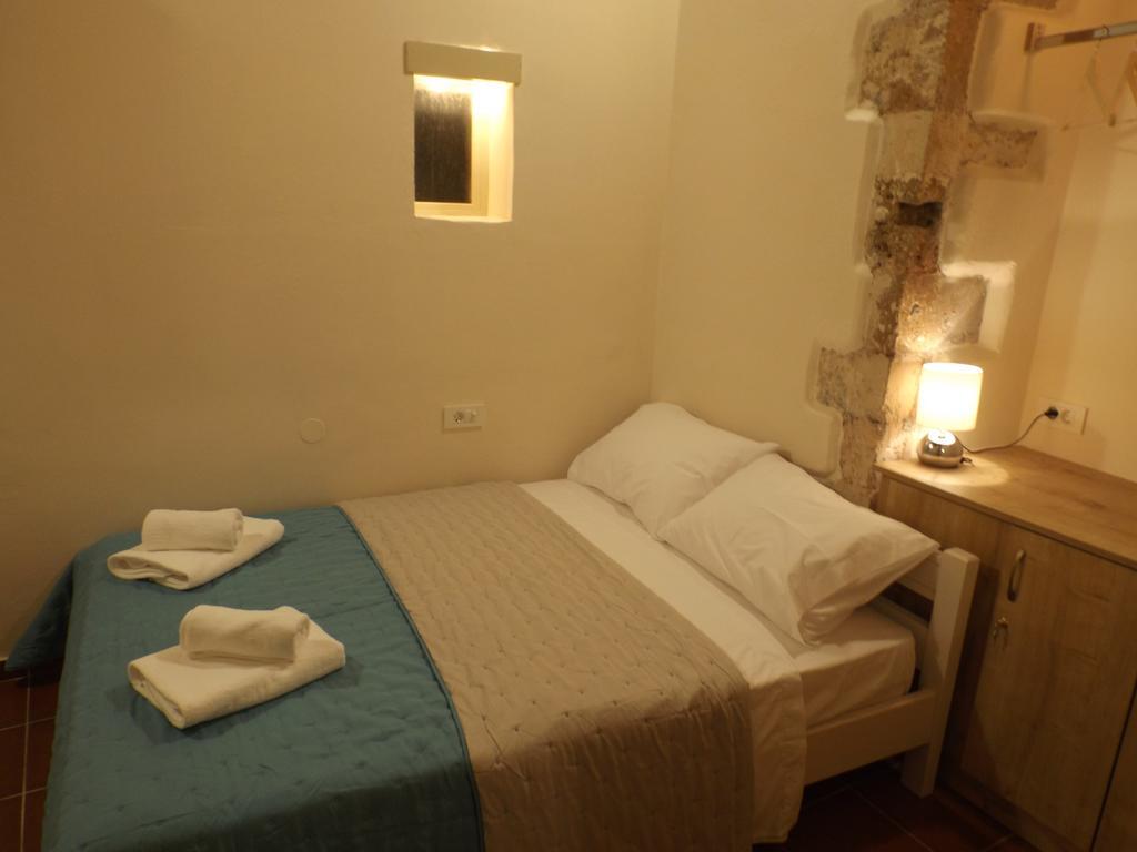 Guest house Fivos *