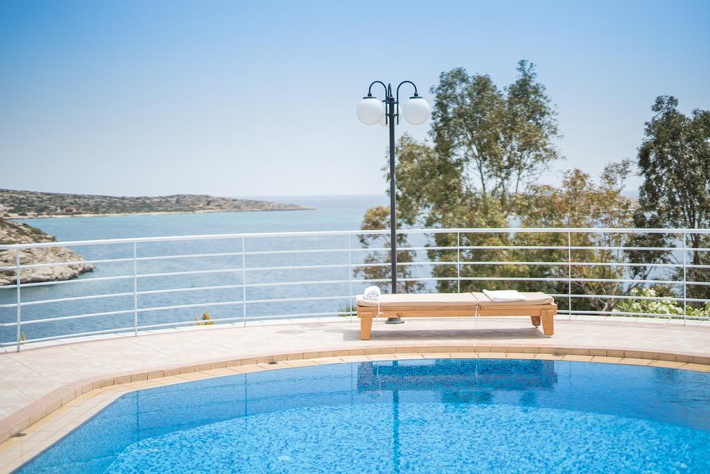 Villa Mare Nostrum Villas *