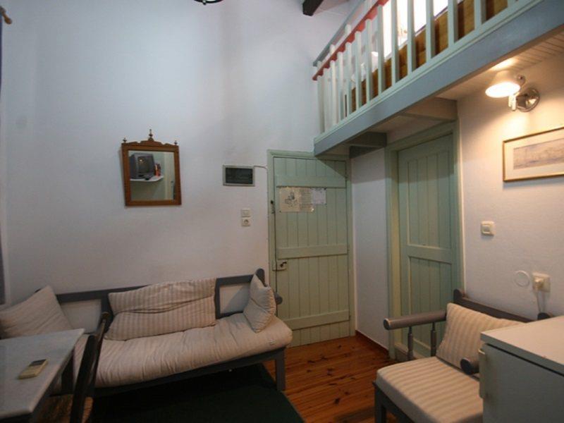 Nostos Aparthotel