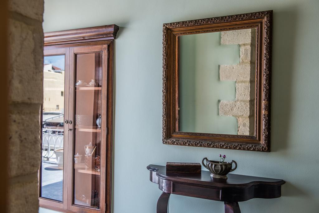 Plaza Apartment