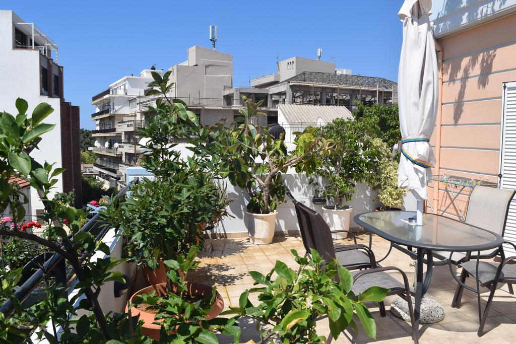 Alena Aparthotel *