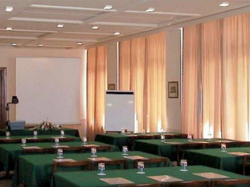Porto Veneziano Hotel 3*