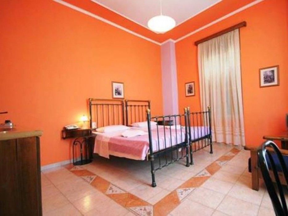 Neli * Chania (Crete)