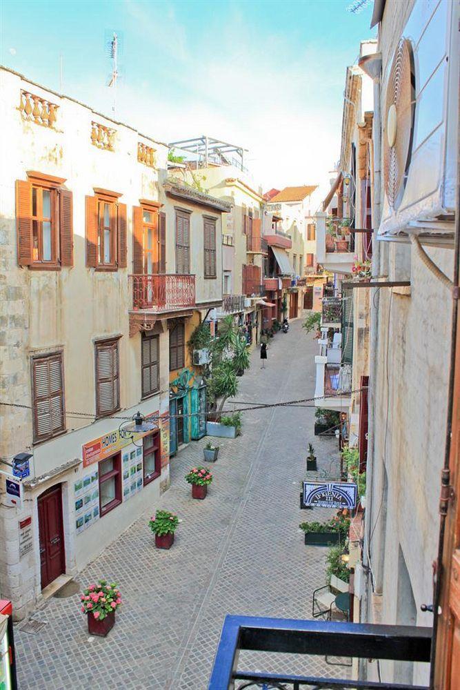 Smaragdi Chrissi Akti Chania