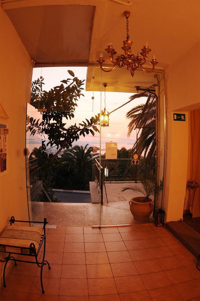 Akrotiri 2*