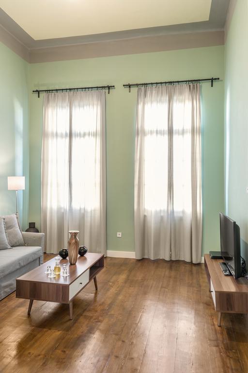 Porto Antico Apartment *