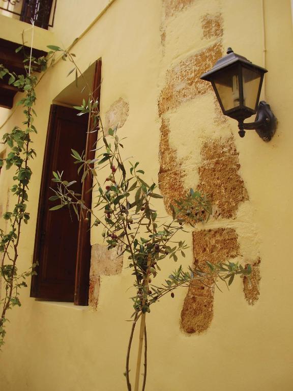 Madonna Casa de hóspedes 2*
