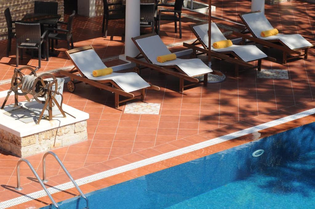 Metohi Georgila Aparthotel 4*