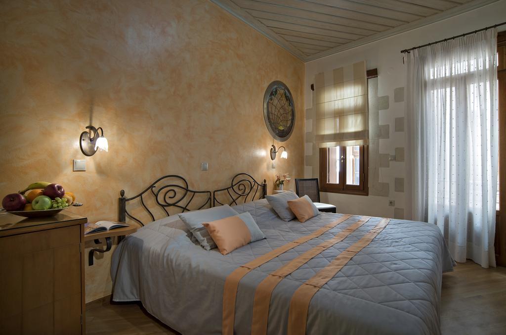 Hotel Ionas Boutique 3*