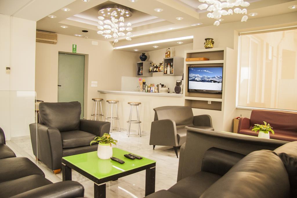 Christina Hotel