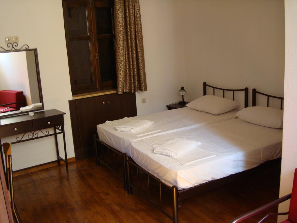 Old Town Apartment *