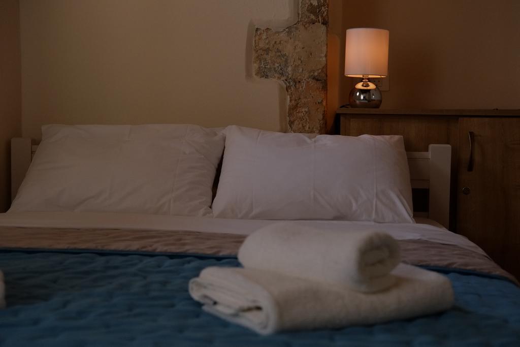 Fivos Guest house