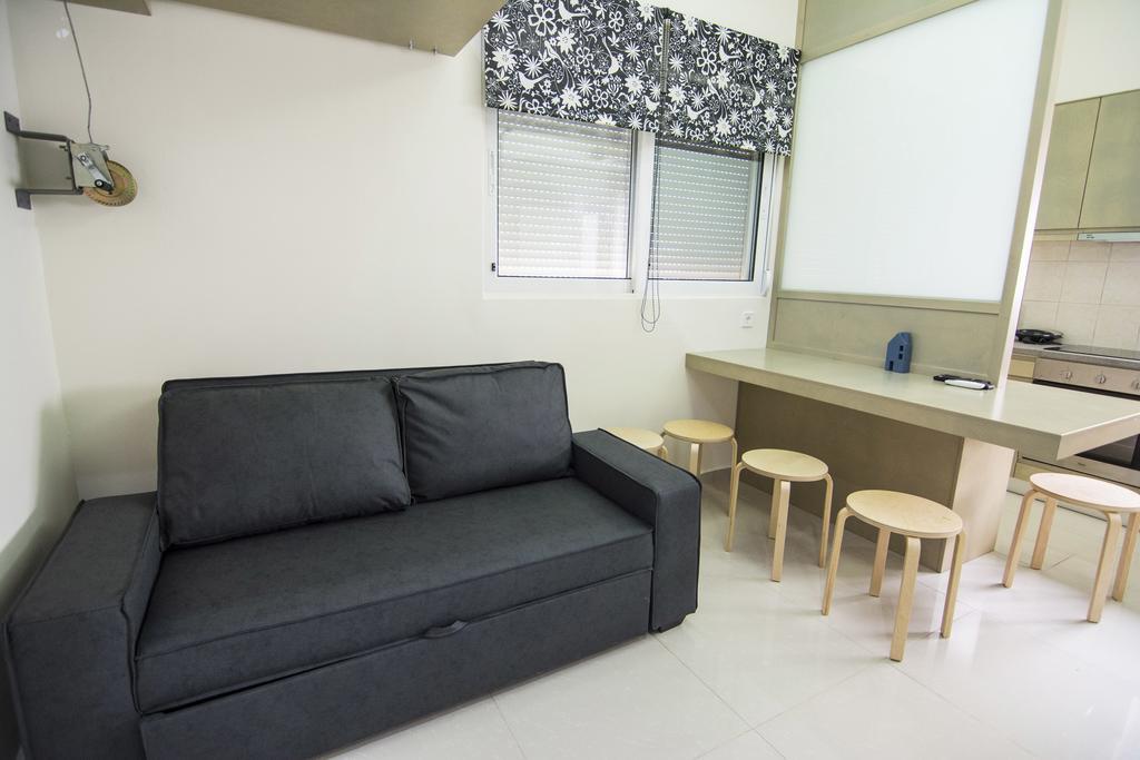 Smart Luxury Apartment *