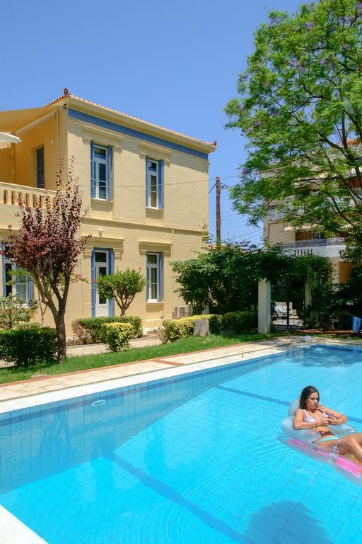Jacaranda Apartment *