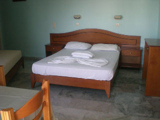 Paradise Hotel