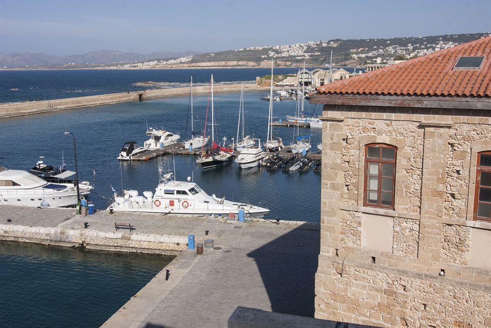Ambassadors Boutique Hotel