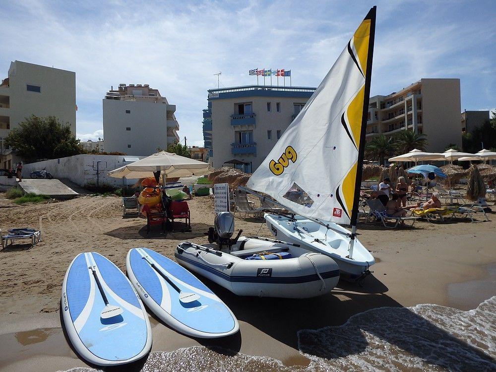 Christina Hotel 3*