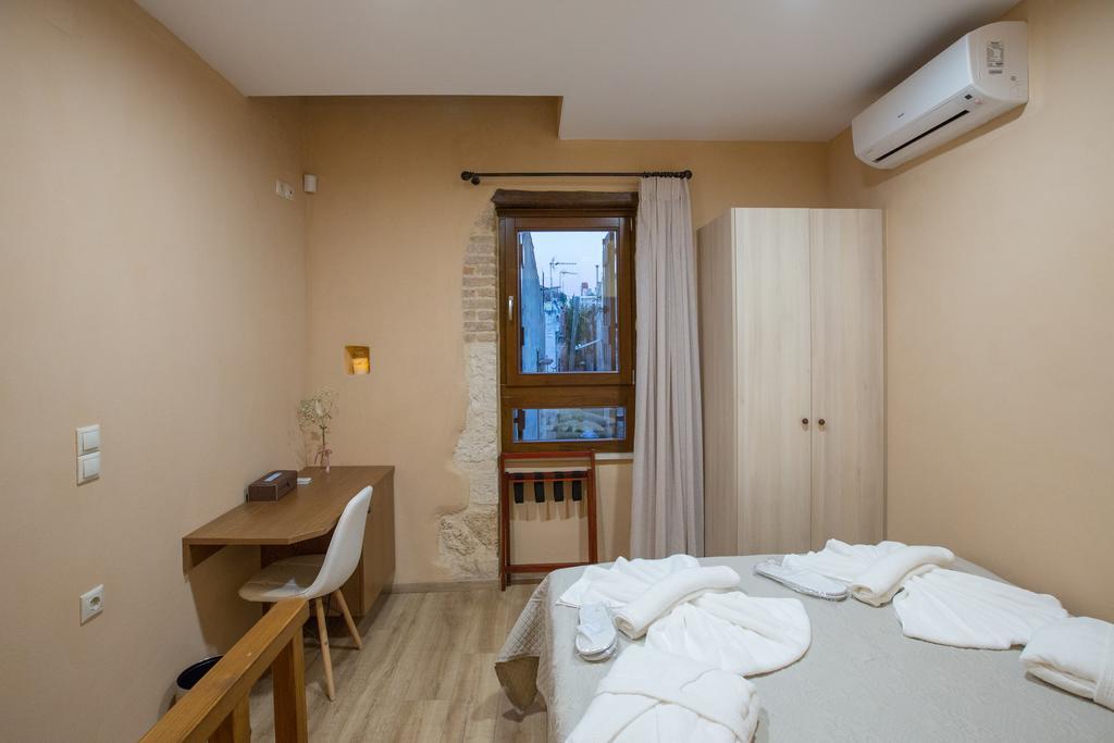 Casa Ponte Dei Viari * Chrissi Akti Chania