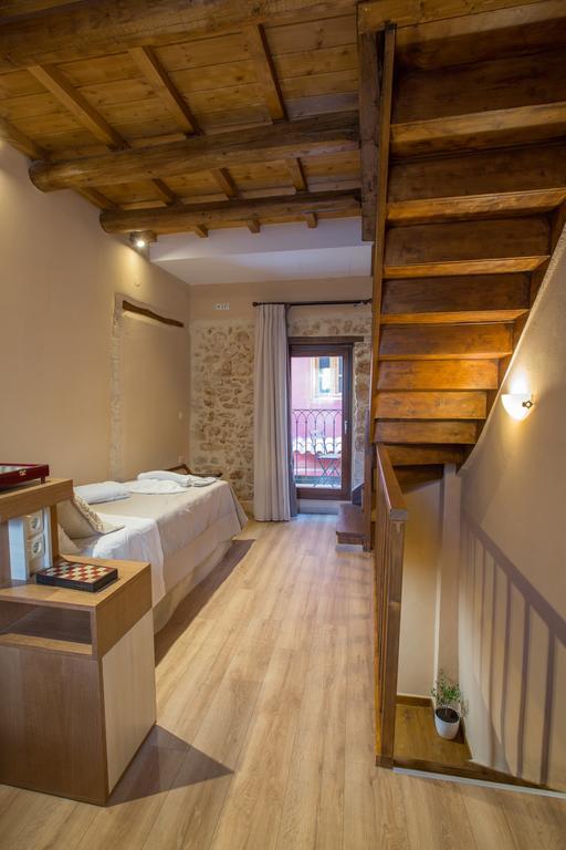 Casa Ponte Dei Viari Apartamento Chrissi Akti Chania