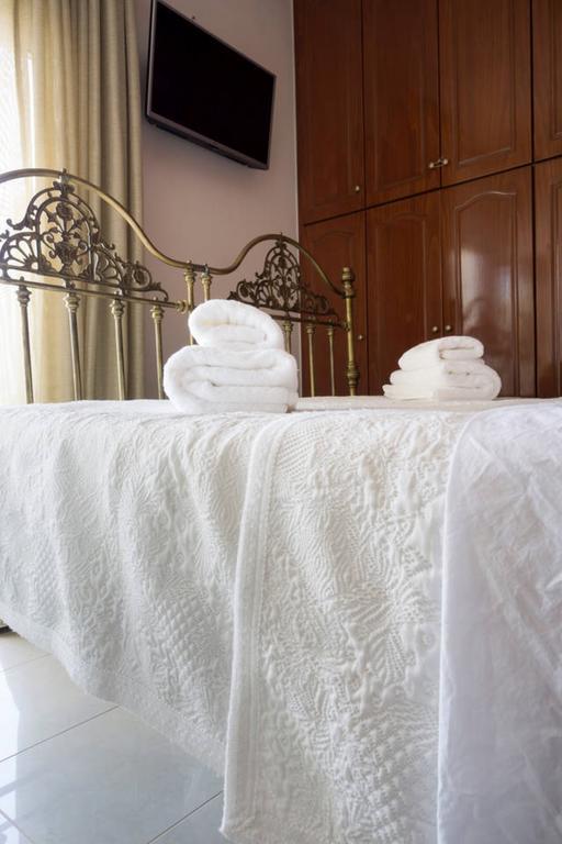 Diotima - Astonishing Seaview Apartment Chania (Crete)