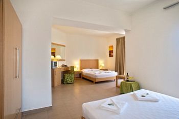 Hotel Elena Chrissi Akti Chania