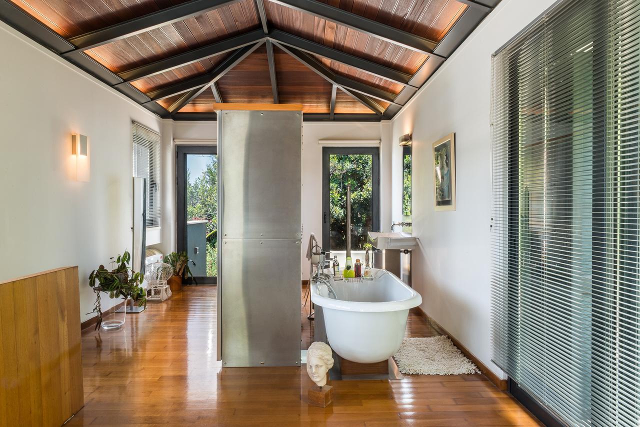 Artistic Pool Private
