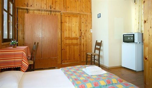Morfeas Nest 3*