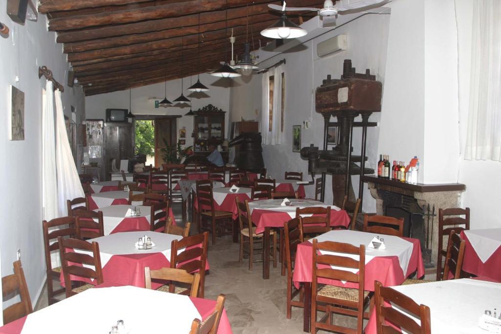 Oasis Hotel Chania (Crete)