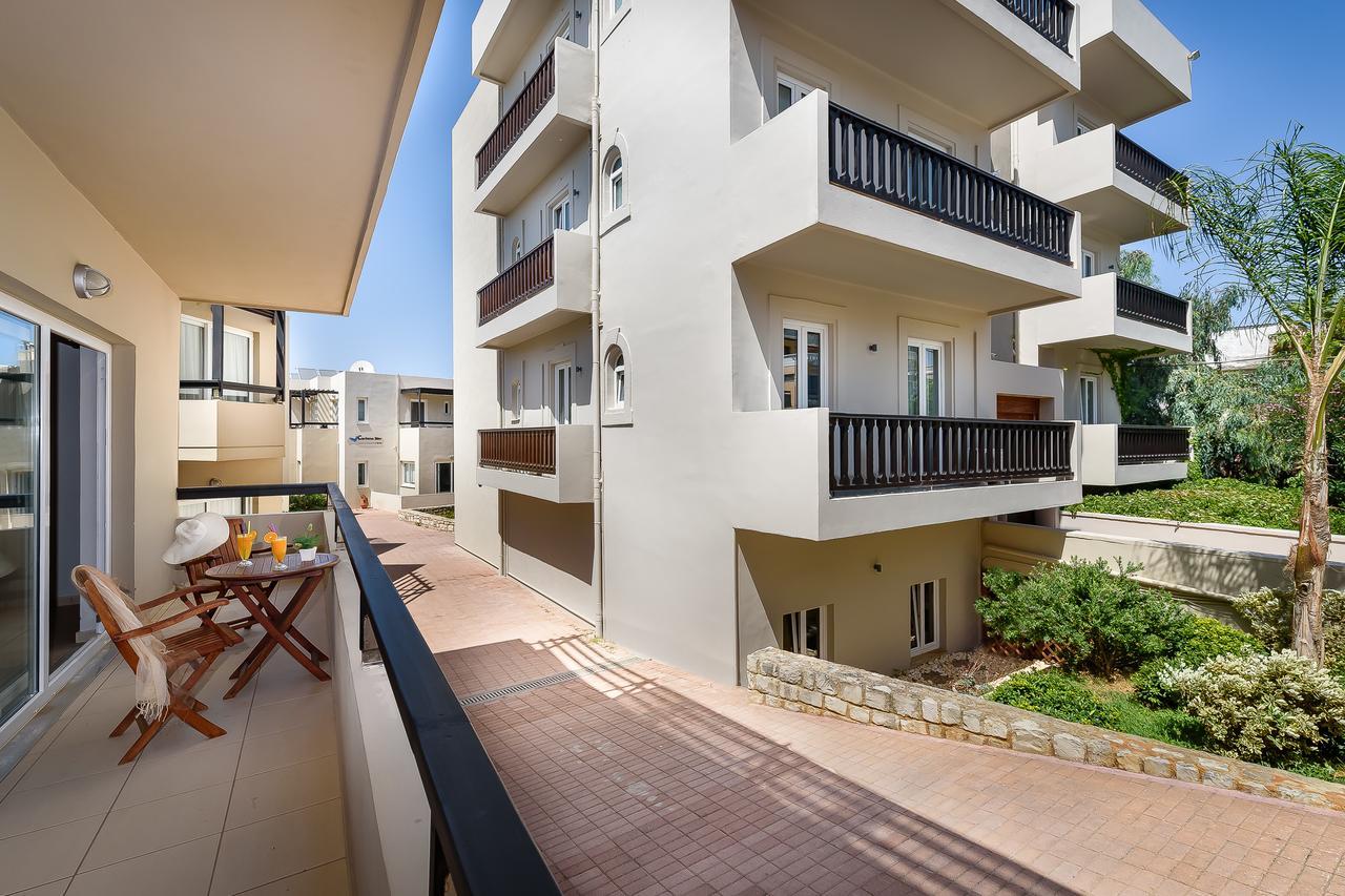 Corinna Mare Aparthotel