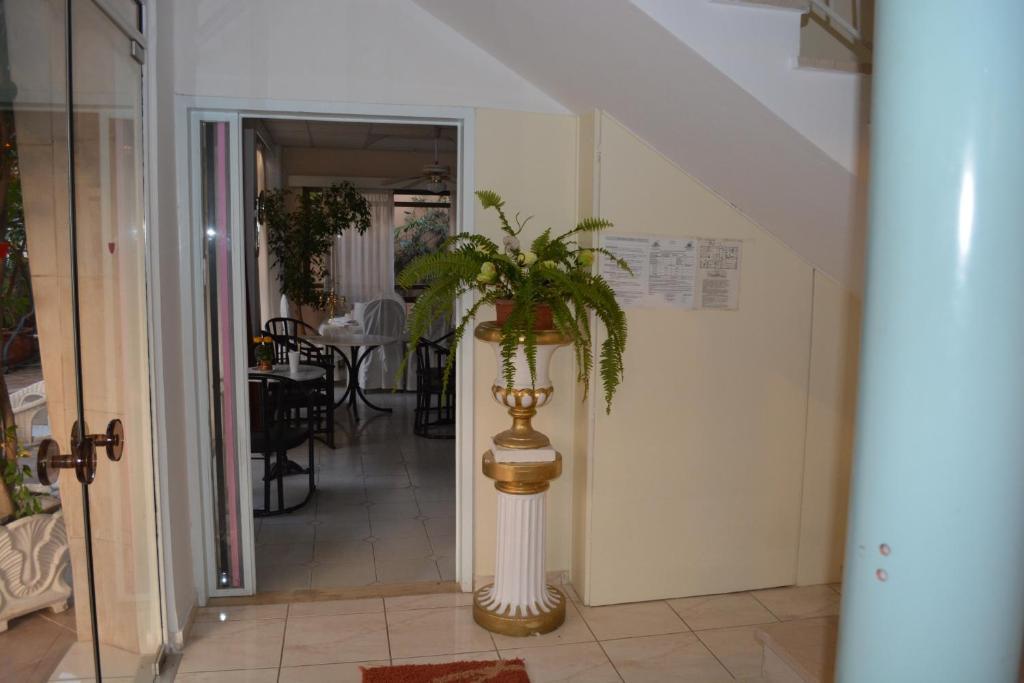 Hotel Lefka Ori *